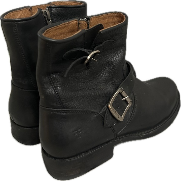 Frye Vicky 6” black moto ankle boot, size 8” Women - Picture 6 of 8